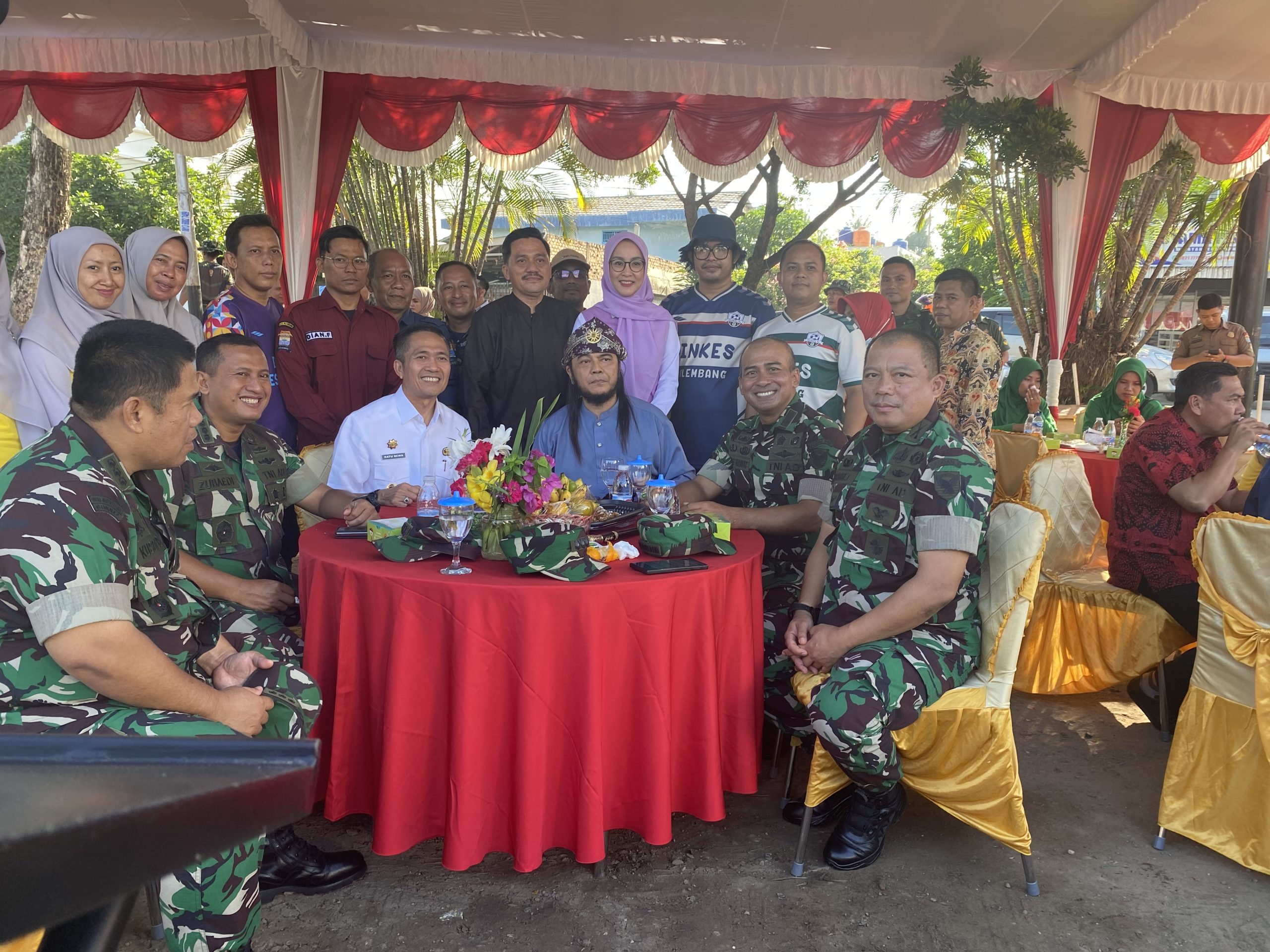 Dalam Rangka Hut Kodam Ii Swj Karya Bakti Tni Di Kawasan Pasar Sekip